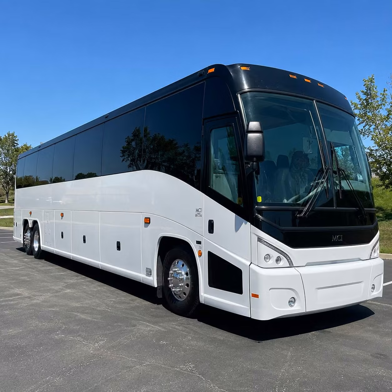 john wayne airport group transportation made simple for costa mesa travelers