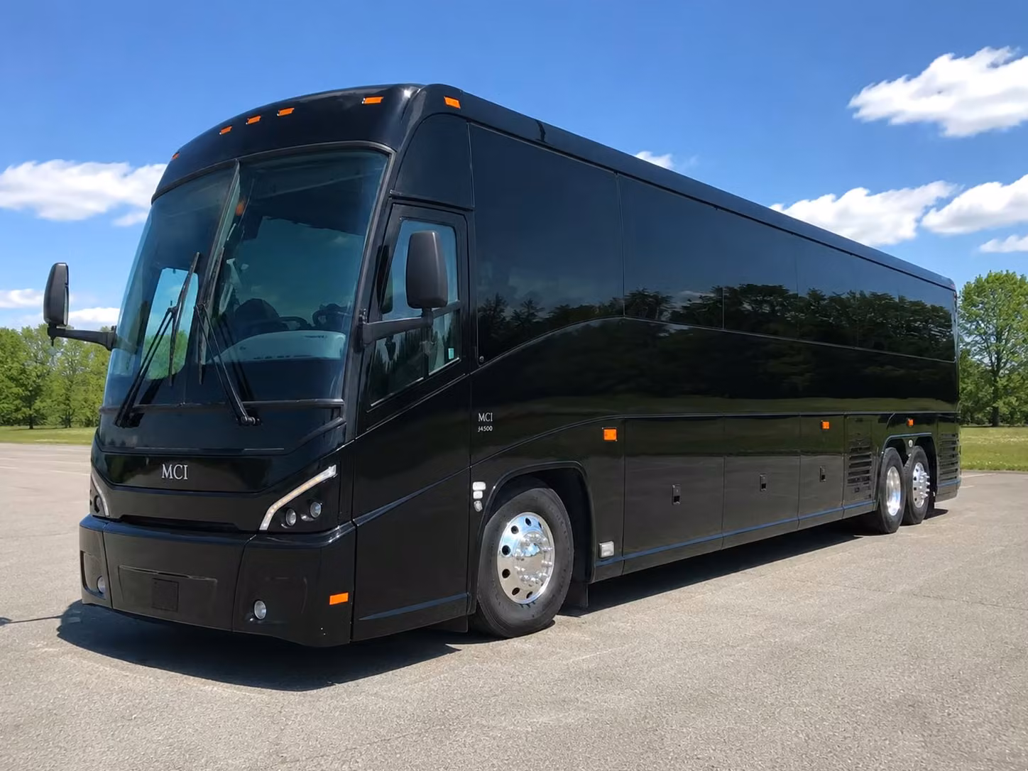 keep every student together and on schedule with costa mesa prom charter buses